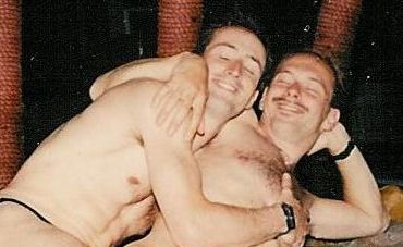 Pim_rik_spelen_homo_zoom (18k image)
